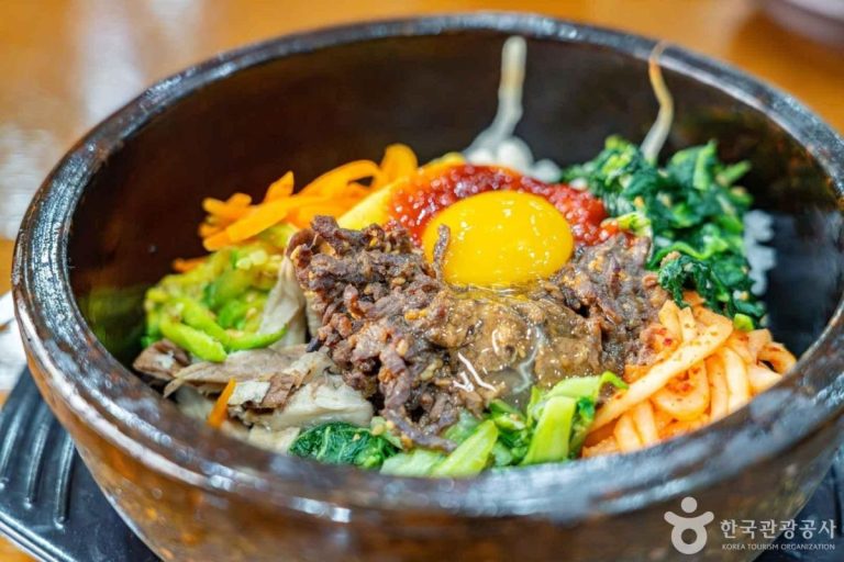 五彩缤纷的美食组合，全州拌饭
